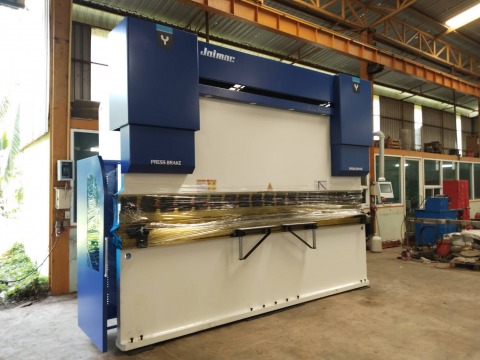 เครื่องพับ PressBrake