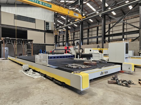 เครื่องตัดแผ่นเหล็ก CNC HYBRID